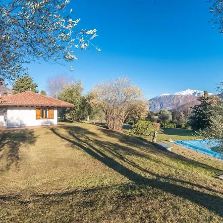 Βίλα Villa Lenno *