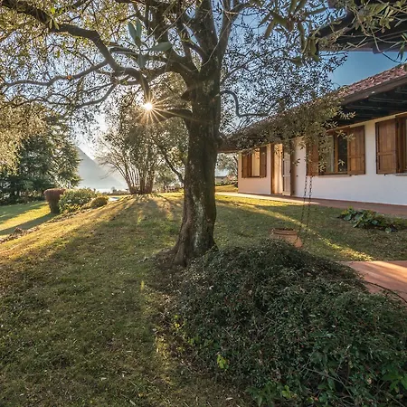 Villa Lenno Villa